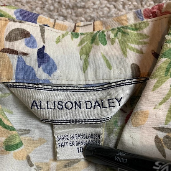 Vtg. 90s Asian Textured  Button Down by Allison Daley- 10 - Picture 6 of 11